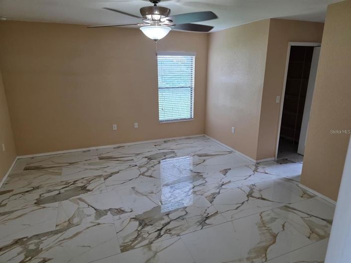 Image No.12-4 Bed Property for sale