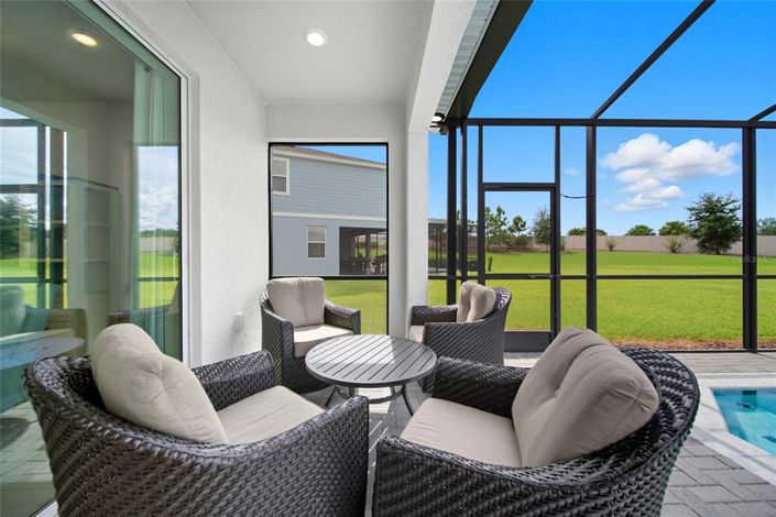 Image No.27-5 Bed Property for sale