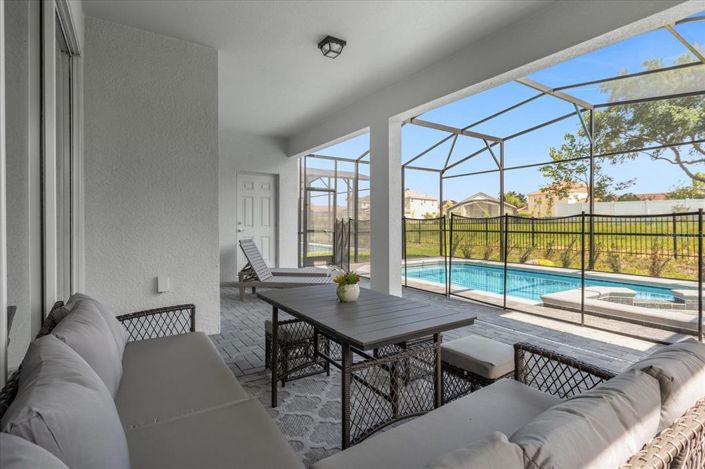 Image No.41-7 Bed Property for sale