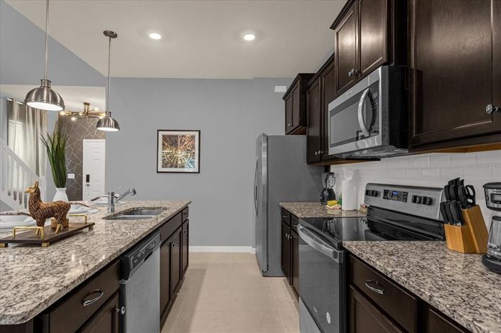 Image No.6-7 Bed Property for sale