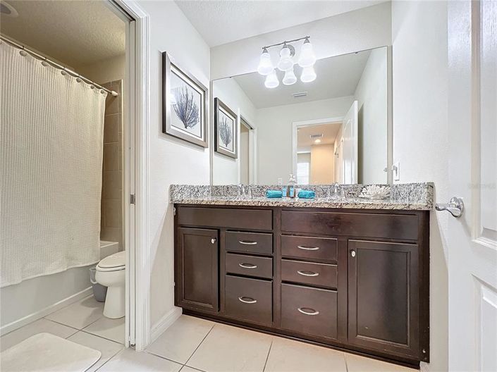 Image No.26-5 Bed Townhouse for sale