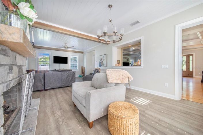 Image No.23-5 Bed Property for sale