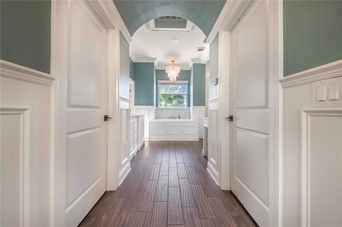 Image No.33-5 Bed Property for sale