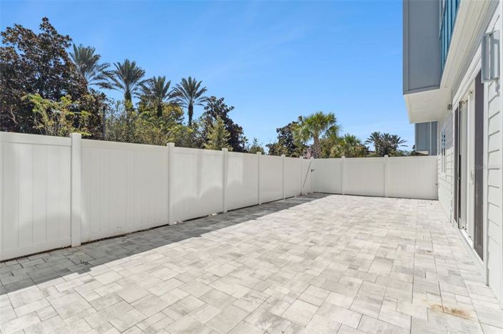 Image No.25-3 Bed Property for sale