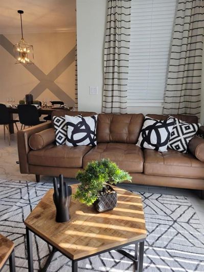 Image No.14-4 Bed Townhouse for sale