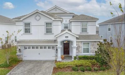 9 Bed Property for sale