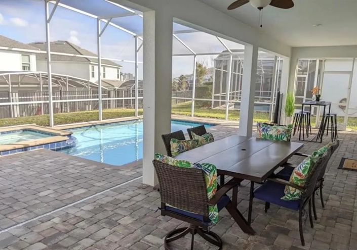 Image No.19-9 Bed Property for sale