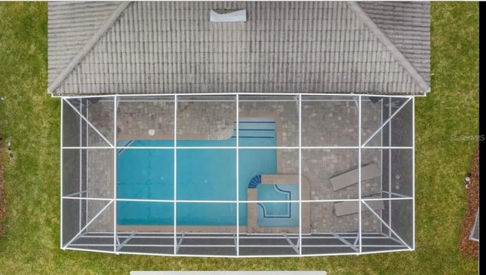 Image No.20-9 Bed Property for sale