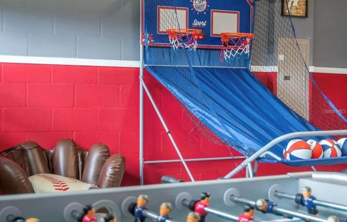 Image No.29-9 Bed Property for sale