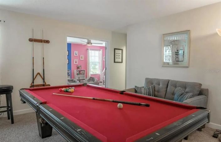 Image No.33-9 Bed Property for sale