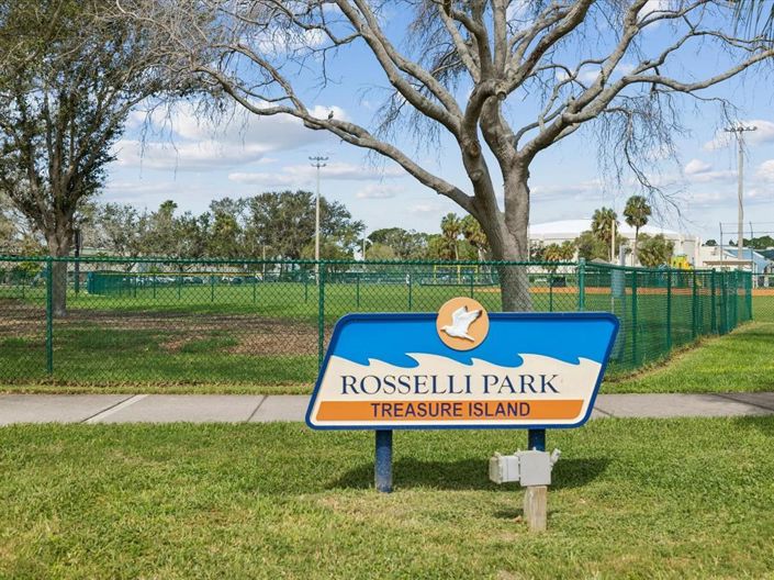 Image No.48-5 Bed Property for sale