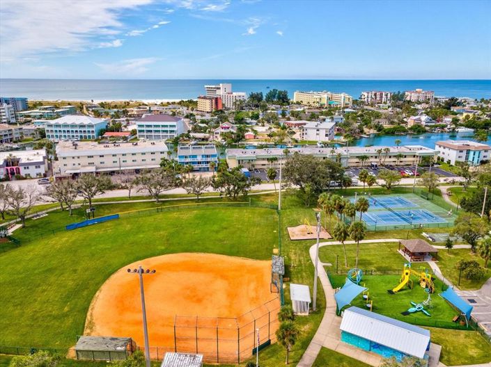 Image No.53-5 Bed Property for sale