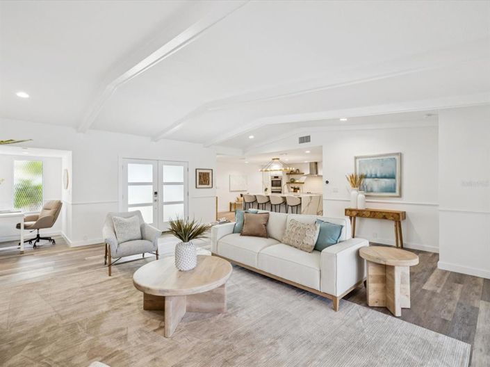 Image No.59-5 Bed Property for sale