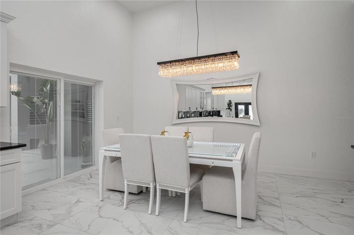 Image No.15-4 Bed Property for sale