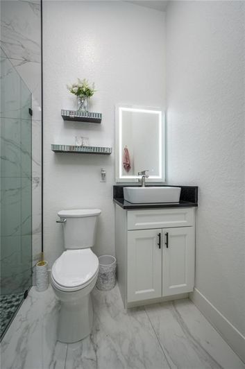 Image No.25-4 Bed Property for sale