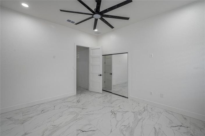 Image No.27-4 Bed Property for sale