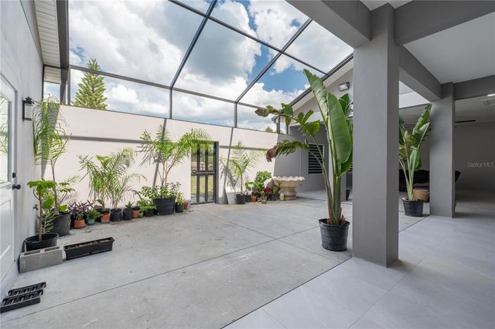 Image No.32-4 Bed Property for sale