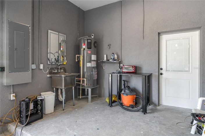 Image No.37-4 Bed Property for sale