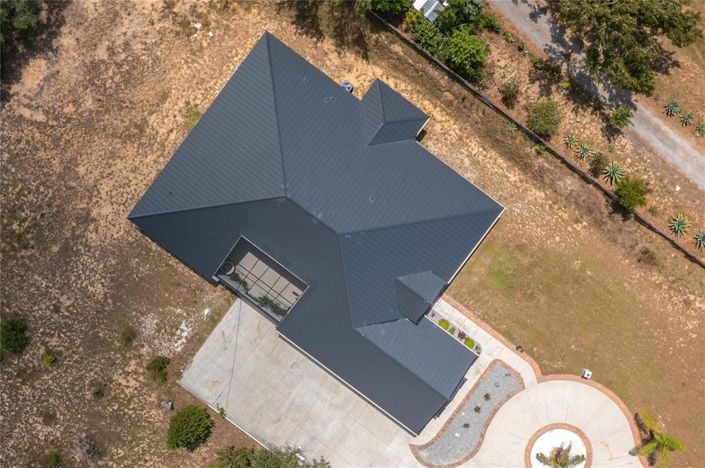 Image No.40-4 Bed Property for sale