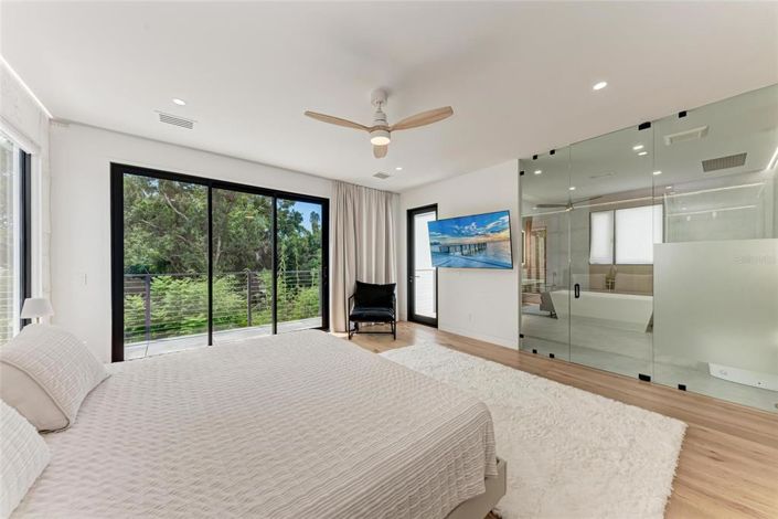 Image No.25-4 Bed Property for sale