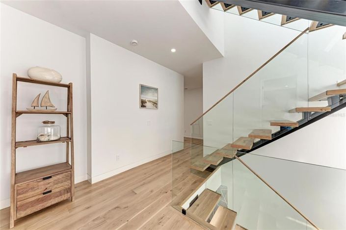 Image No.35-4 Bed Property for sale