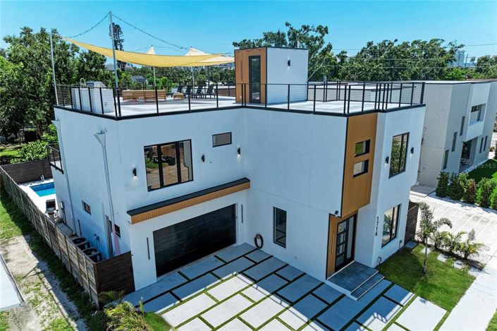 Image No.60-4 Bed Property for sale