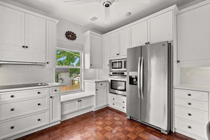 Image No.13-2 Bed Property for sale