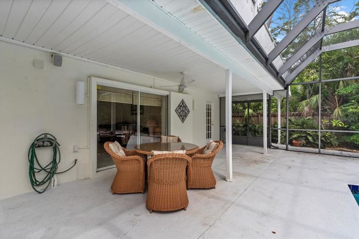 Image No.33-2 Bed Property for sale