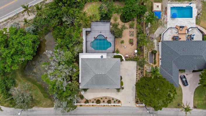 Image No.40-2 Bed Property for sale