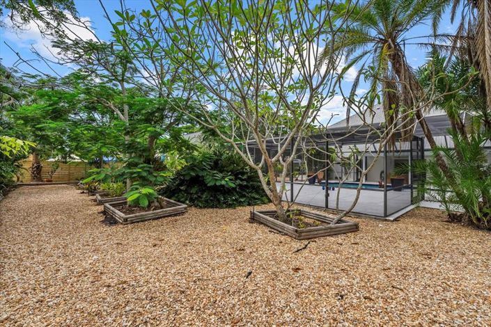 Image No.42-2 Bed Property for sale