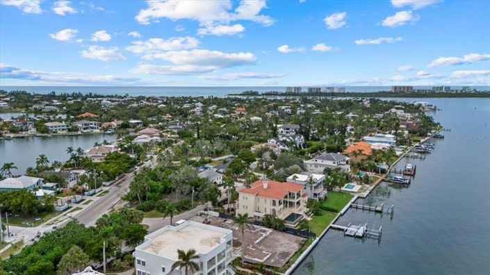 Image No.47-2 Bed Property for sale