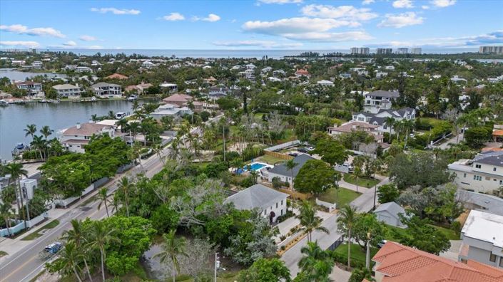 Image No.51-2 Bed Property for sale