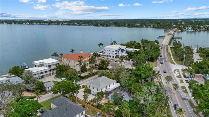 Image No.52-2 Bed Property for sale