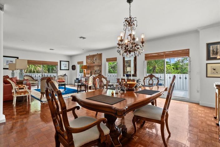 Image No.9-2 Bed Property for sale