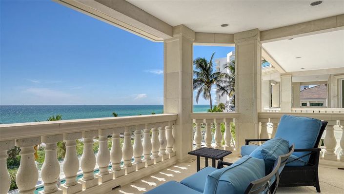 Image No.32-6 Bed Property for sale