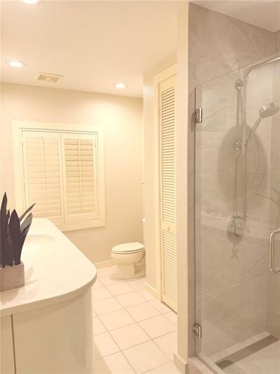 Image No.34-6 Bed Property for sale