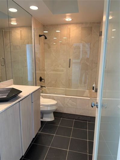 Image No.49-6 Bed Property for sale