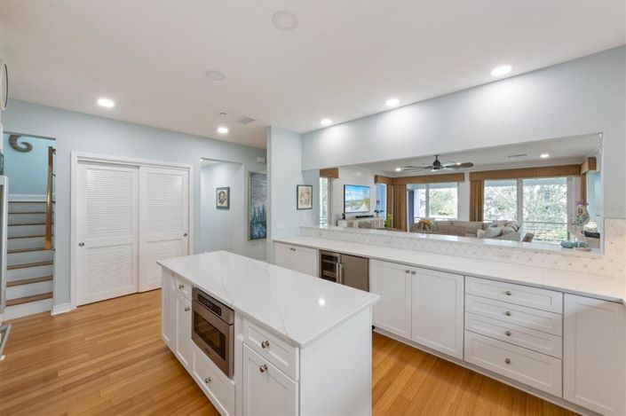 Image No.14-3 Bed Property for sale