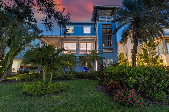 Image No.3-3 Bed Property for sale