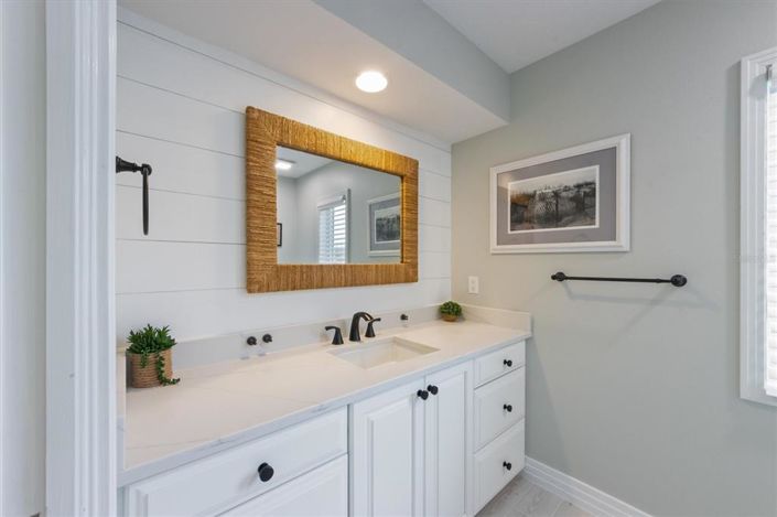 Image No.34-3 Bed Property for sale