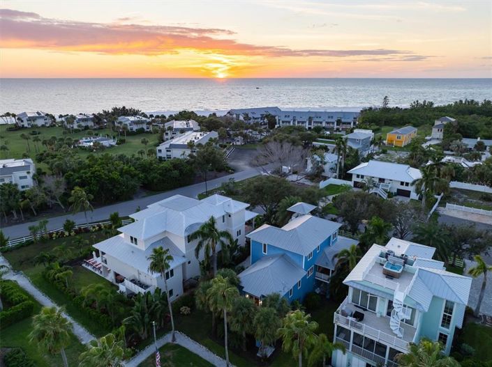 Image No.5-3 Bed Property for sale