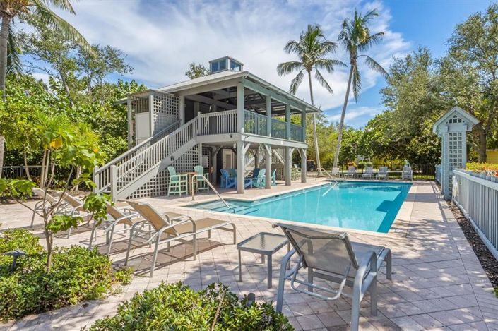 Image No.54-3 Bed Property for sale