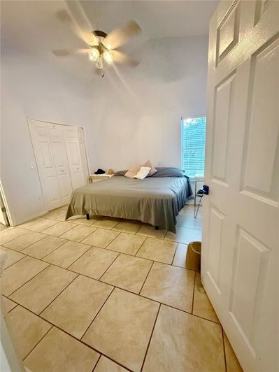 Image No.11-4 Bed Property for sale