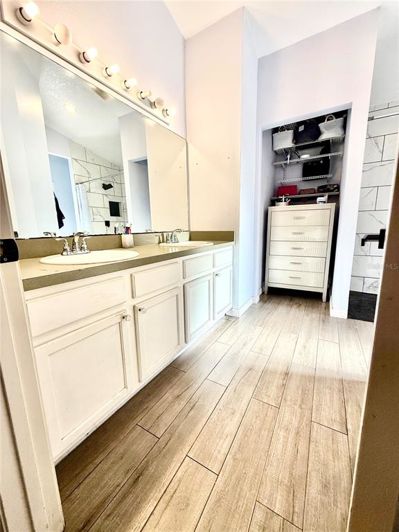 Image No.14-4 Bed Property for sale