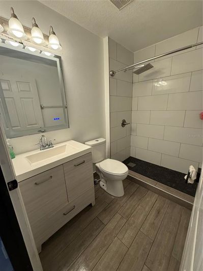 Image No.2-4 Bed Property for sale