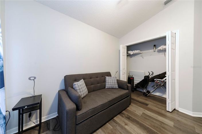 Image No.15-5 Bed Property for sale