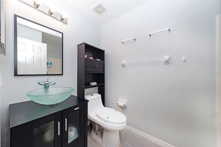 Image No.21-5 Bed Property for sale