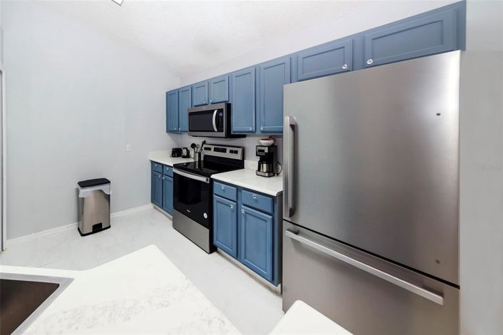 Image No.3-5 Bed Property for sale