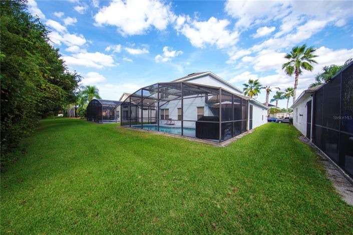 Image No.37-5 Bed Property for sale