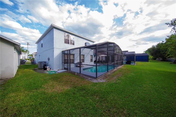 Image No.38-5 Bed Property for sale